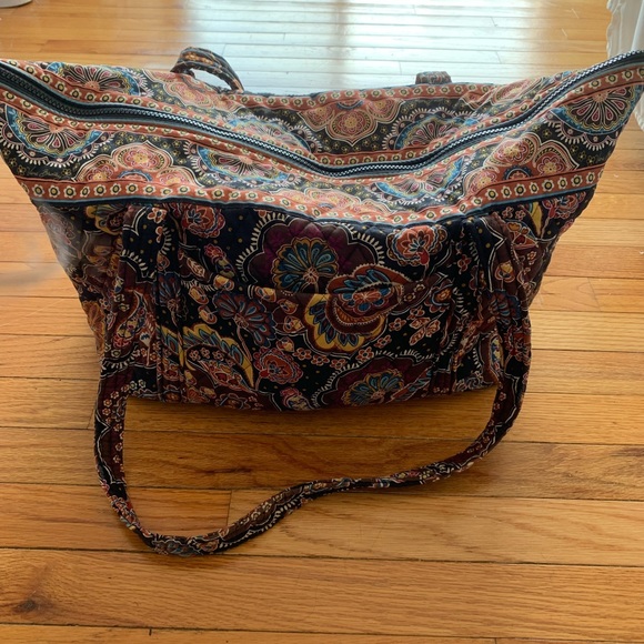 Vera Bradley Handbags - Vera Bradley Bag